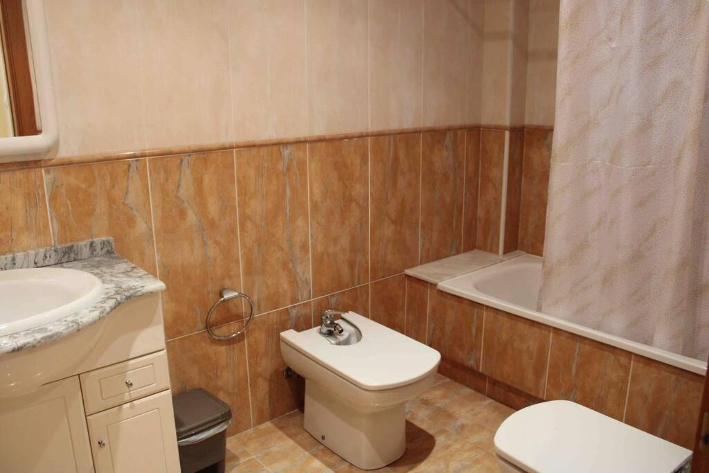 Luminoso Apartamento En El Centro De فوز المظهر الخارجي الصورة